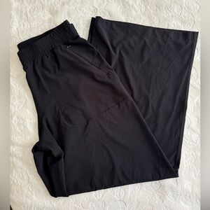 Lululemon Swift Mid-Rise Wide Leg Pants